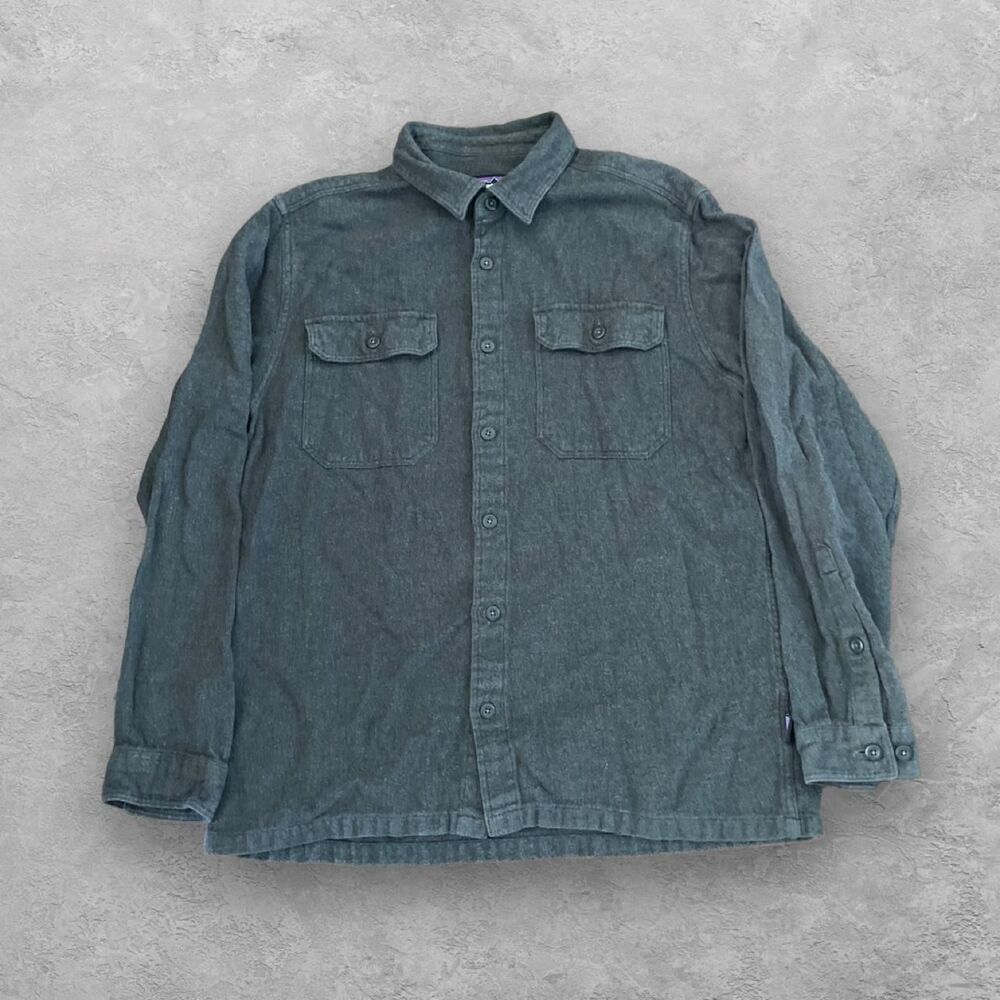 Patagonia Fjord Flannel Organic Cotton Shirt Solid Pine Green Mens M
